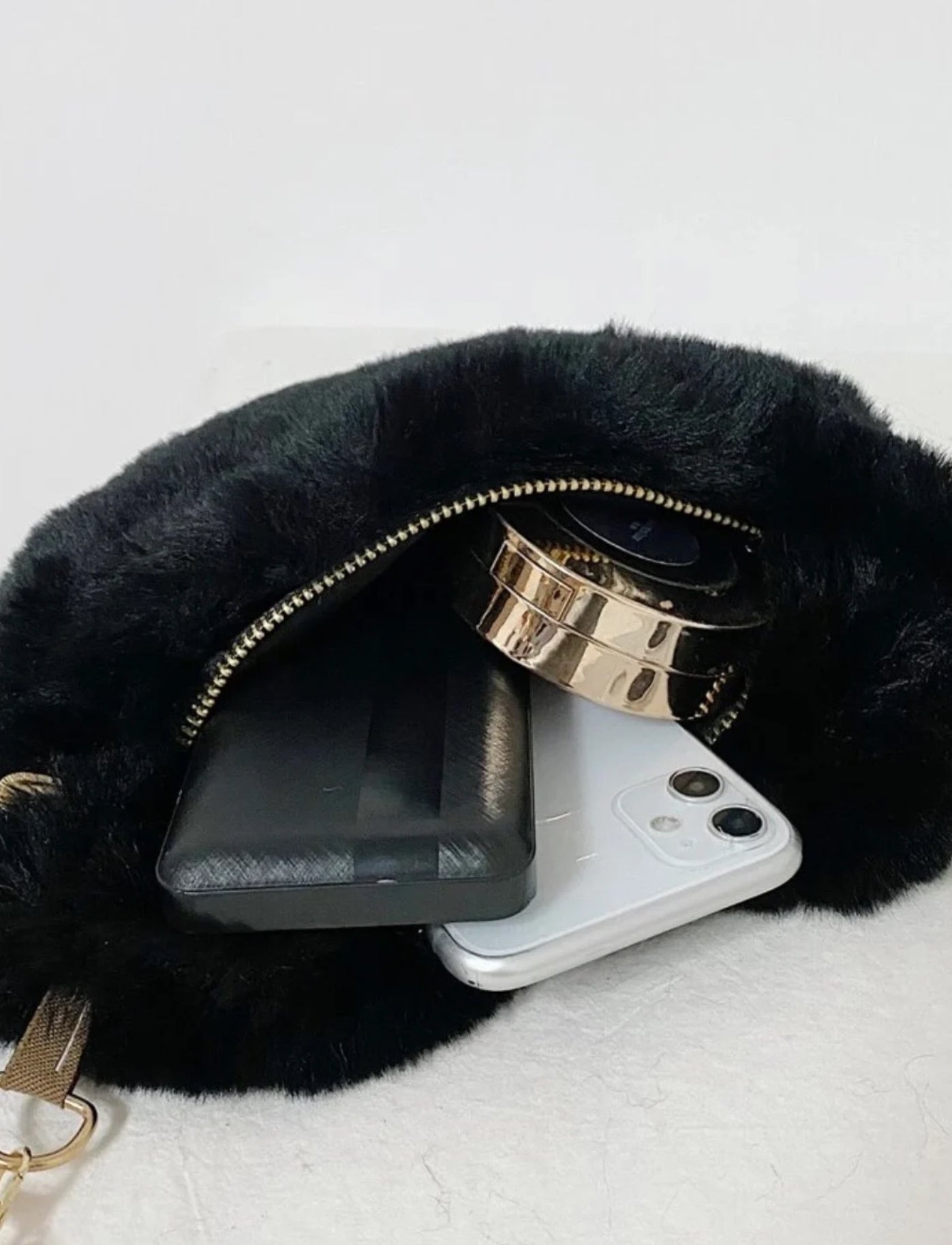 Heart Design Shoulder Bag